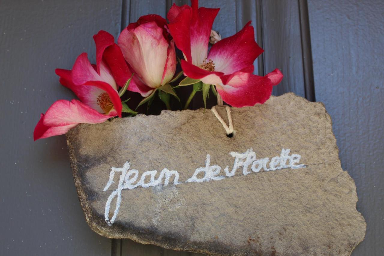 Les Logis De Paban Bed & Breakfast Crestet Exterior photo